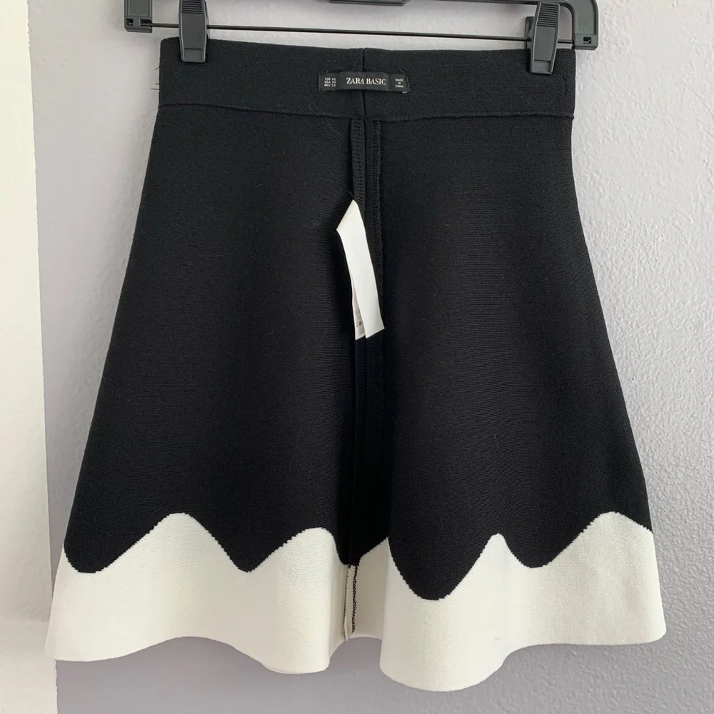 Zara Two-Tone Knit Mini A-Line Skirt - Picture 6 of 9